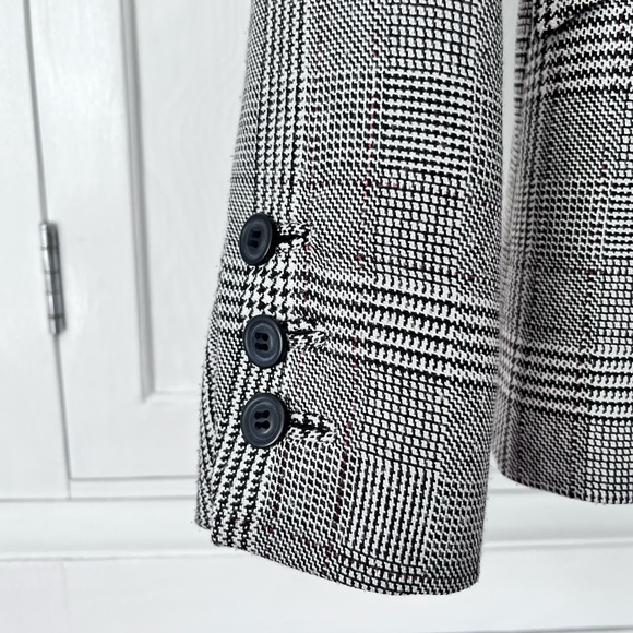 B MOSS | 2 | Tailored Fit - Picture 3 of 14